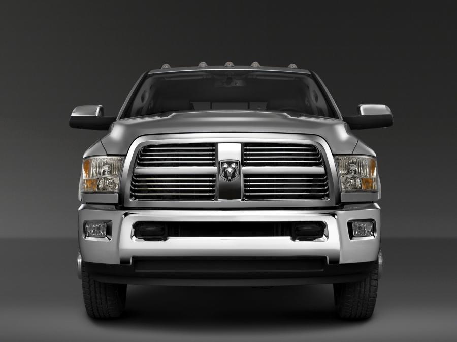  Dodge Ram 3500 Heavy Duty Mega Cab 2009 года  (фото 19 из 21)